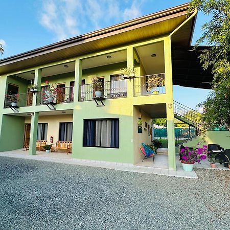Hotel La Fiore De Bahia Увита Екстериор снимка