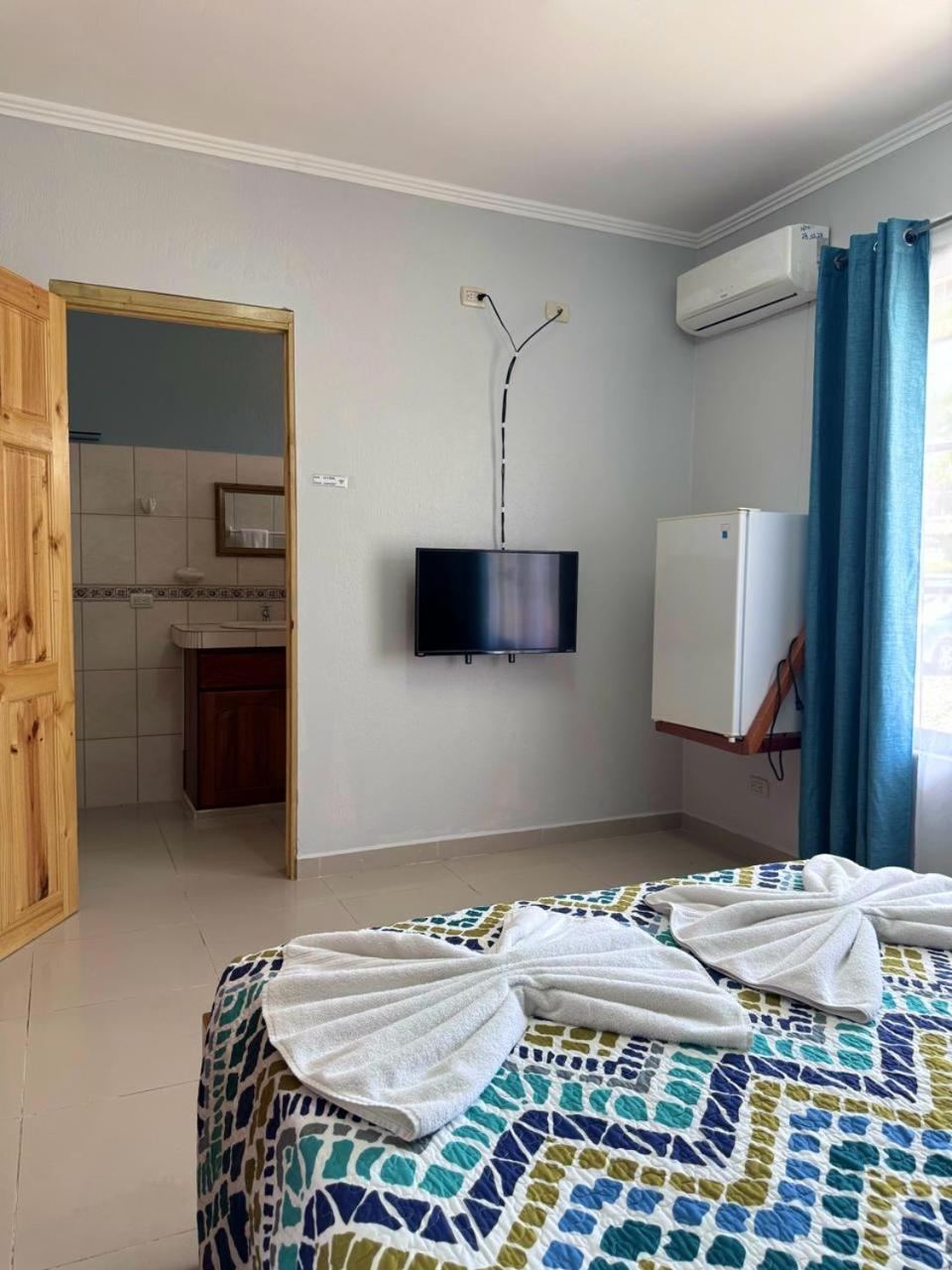 Hotel La Fiore De Bahia Увита Екстериор снимка